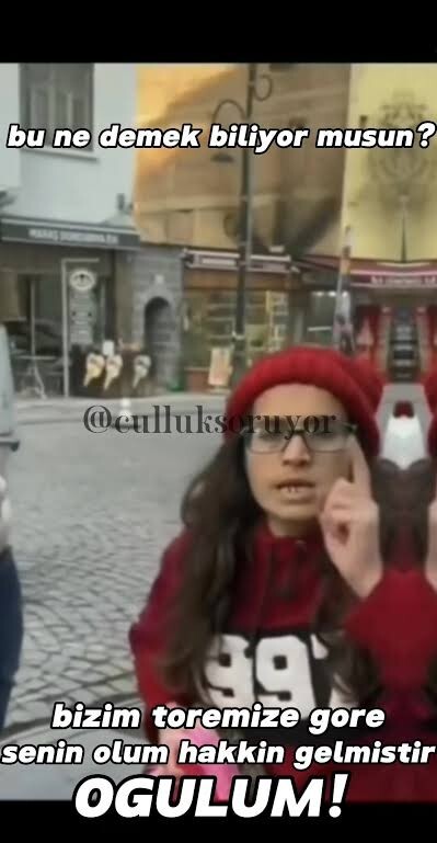 Sevgiliniz bir kadına ruj alsa hediye olarak ne alaka laağğğnn der misiniz?