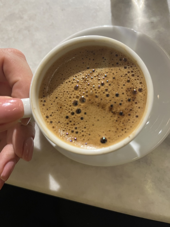 Kimler akşam kahvesi içmek istiyor ☕️?