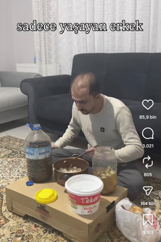 Tek yaşayan erkekler böyle mi?