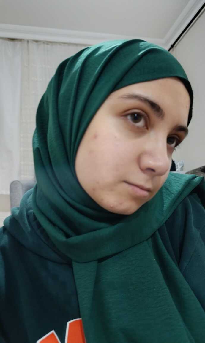 Sizce ben insanlara uyanık mı yoksa saf mı görünüyorum?