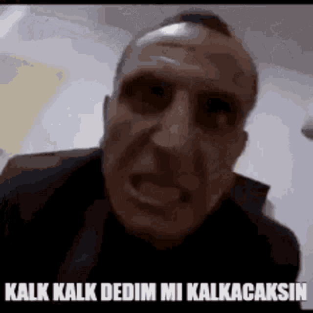Erkeklerin sorularına yorum gelmediğinde üzülmem ve acımam normal mi?