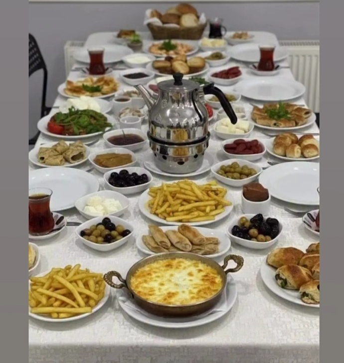 Milletin hazırladığı sahur birde benim hazırladığım sahura bakar mısınız 😂?