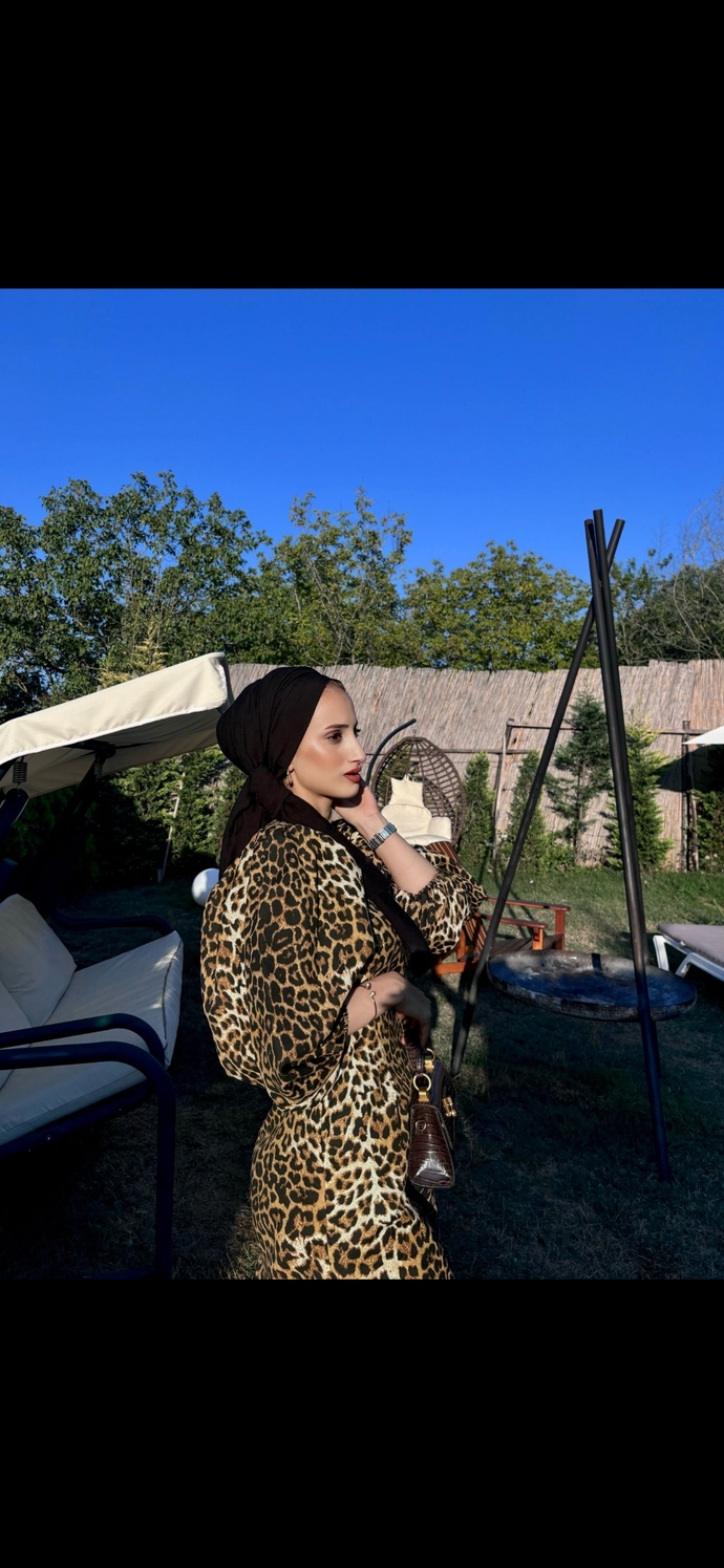 Türbanli Leopar elbisem sizce cok mu dar tatil icin cokmu abarti olmus gecen yaz tatilde giymistim?