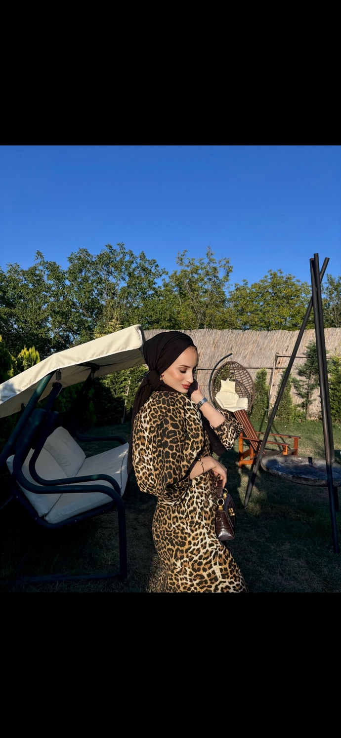 Türbanli Leopar elbisem sizce cok mu dar tatil icin cokmu abarti olmus gecen yaz tatilde giymistim?