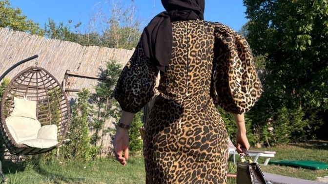 Türbanli Leopar elbisem sizce cok mu dar tatil icin cokmu abarti olmus gecen yaz tatilde giymistim?