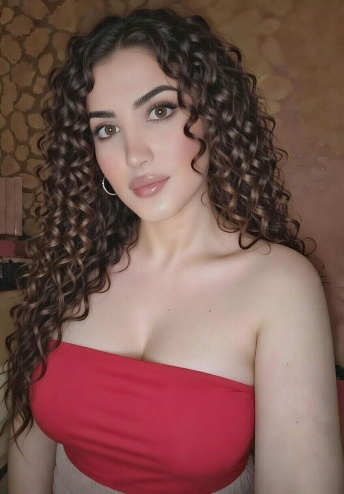Düz saçlı biri olarak gerçekten kıvırcık saçlı olmak ister miydiniz, neden?
