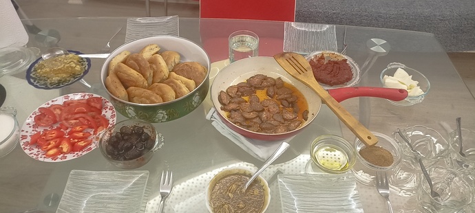 Sahura neler yaptınız bakalım, pratik ve lezzetli sahur menünüz neydi?