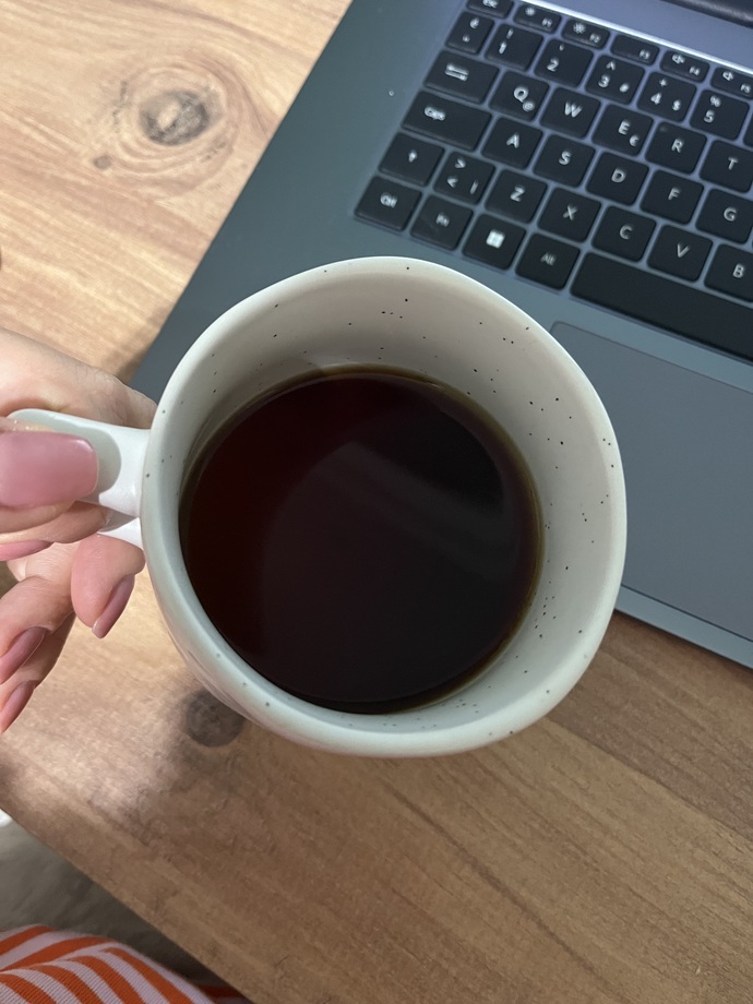 Kimlere akşam akşam sade kahve ısmarlayayım?