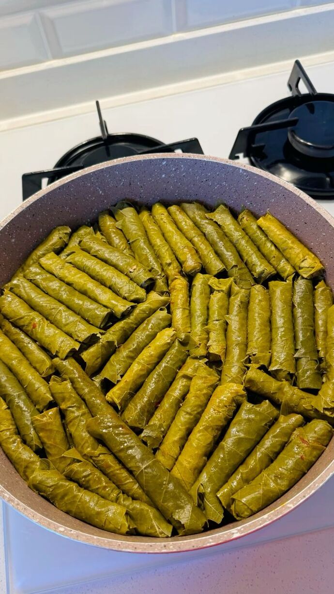 Bugünkü iftar menüsü için sarma yanına ne yapsam, siz neler koyuyorsunuz?