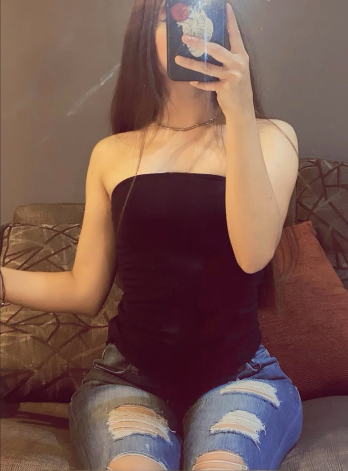 Yırt kot pantolonun 👖 modası geçti mi?