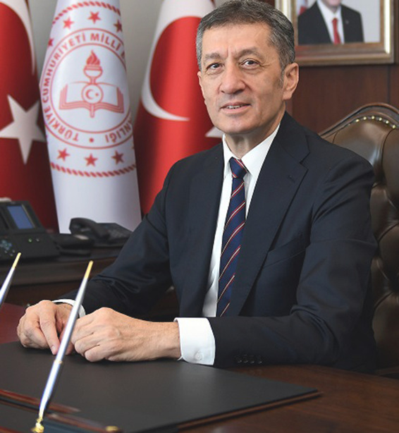Yusuf Tekin istifa mı etti öğretmenler bu durum için ne düşünüyor?