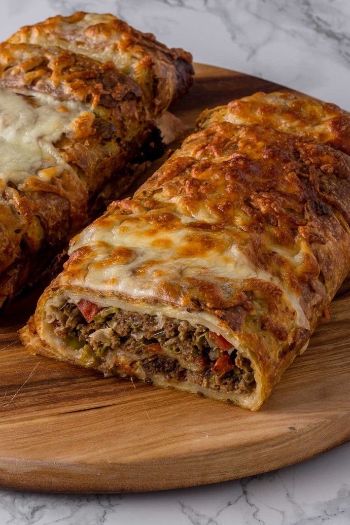Kıymalı börek sever misiniz?
