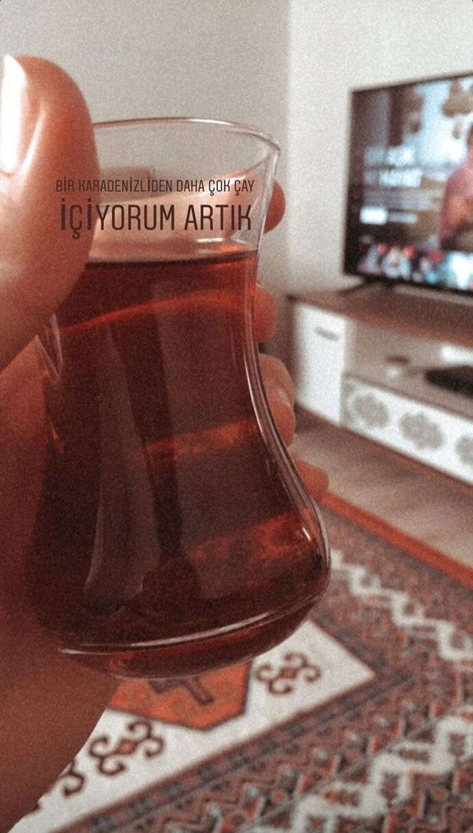 😴
