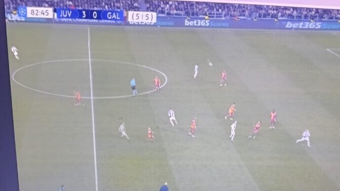 Galatasaray turu geçer mi sizce?