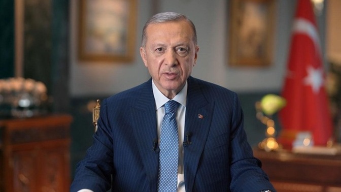 Cumhurbaşkanı Erdoğan 72 yaşına girdi. Ne Düşünüyorsunuz?