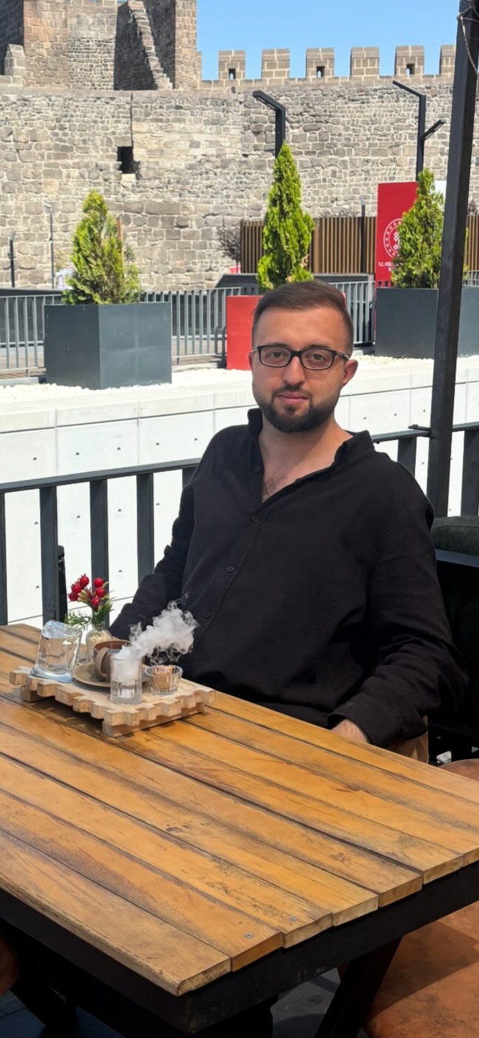 28 yaşında doktorum, hâlâ sevgilim yok; sorun benim tipim mi yoksa beklentilerim mi?