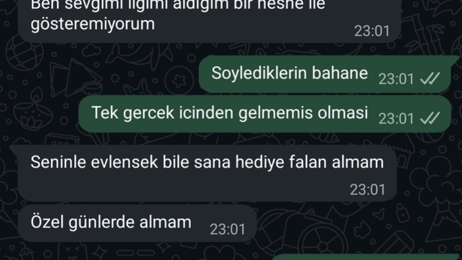 Sevgilimle 5 yildir tanışıyoruz bana bir kere bile hediye almadi bu normal mi?