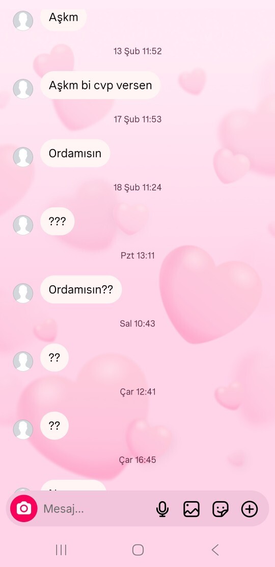 Adam evli uzun bi süre birlikte olduk ama ben artık görüşmek istemiyorum o ısrarla yazmaya devam ediyo ne yapmam lazım?