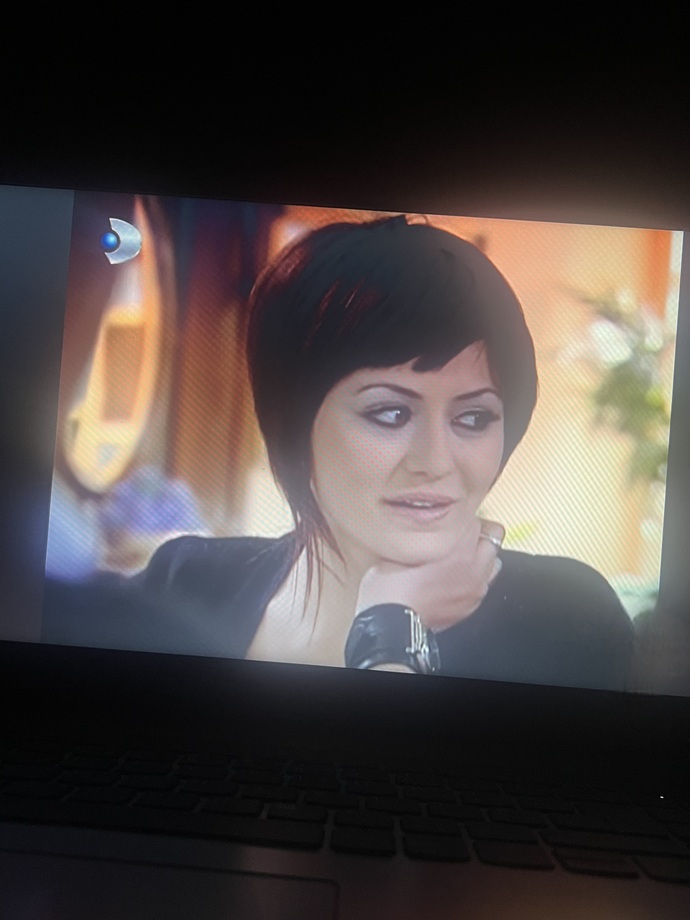 Eski Türk dizilerini sevenler burada mı, Yaprak Dökümü sizce de efsane değil mi?