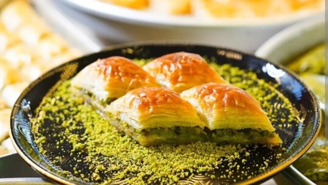 Size baklava ismarlar mıyım?
