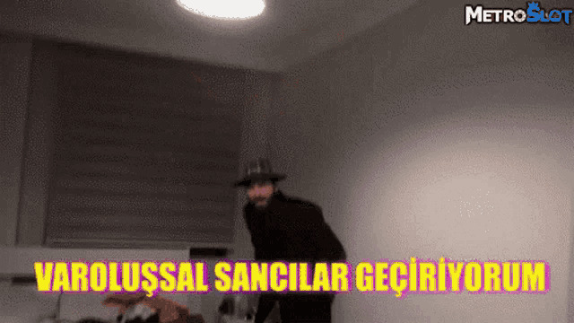 Ev arkadaşım ve garip davranışları bana anormal geliyor siz ne düşünüyorsunuz?