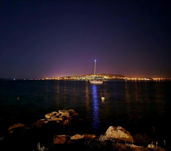 Instagram için gece manzaralı estetik story sözü, cümle ve fikir önerileri var mı?