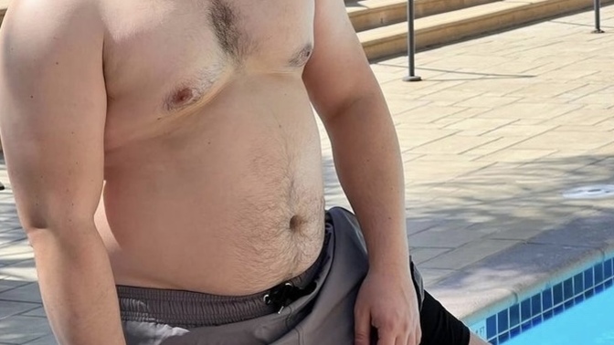 Çok zayıf erkek de sevmiyorum çok şişman da sevmiyorum erkek dediğin böyle olacak bence dimi?