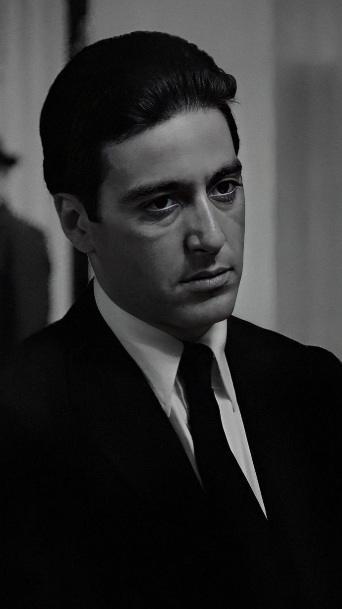 The Godfather filmindeki Michael Corleoneye bu kadar aşık olmam normal mi?