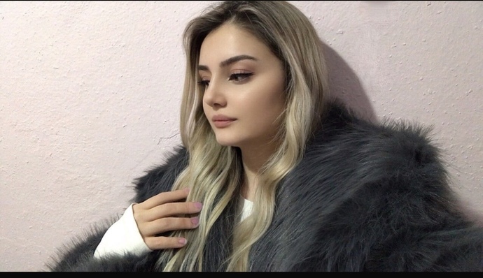 Burun estetiğim sizce doğal duruyor mu, önceki halimi bilmeyen ameliyat olduğumu anlar mı?