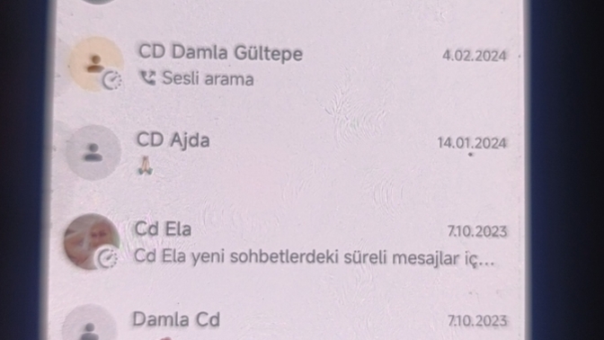 Evlilik yolundayız ama nişanlım hâlâ başka kadınlarla yazışıyor, ne yapmalıyım?