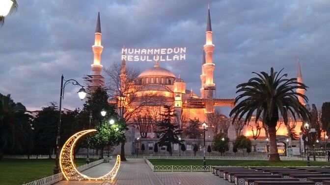 Allah 'ın mülkünde Allah' ın kanunları geçer.. Şeriat' a karşımısınız?