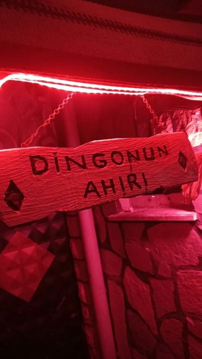 Herkes alakasız bir yorum bırakabilir mi?