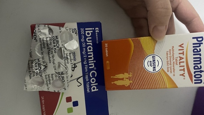 Annem şu hapları aynı anda içmiş bir şey olur mu?