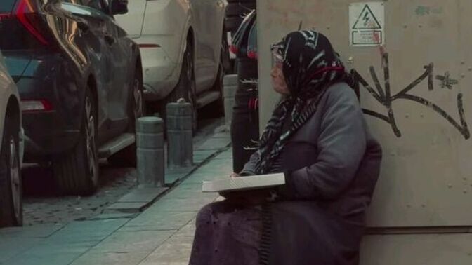 Eğer kendi hikayeni anlatan bir kitap yazsaydın, son cümlesi ne olurdu?
