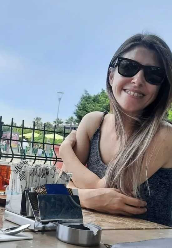 Bendeniz nasılım aşık olunacak kadın mıyım?