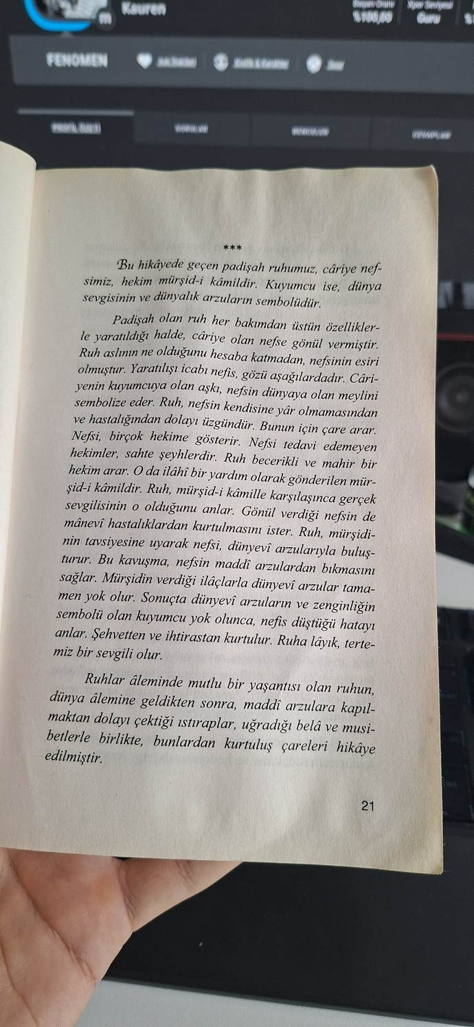 Kimler hangi kitapları okuyor bir görsel bıraksın?