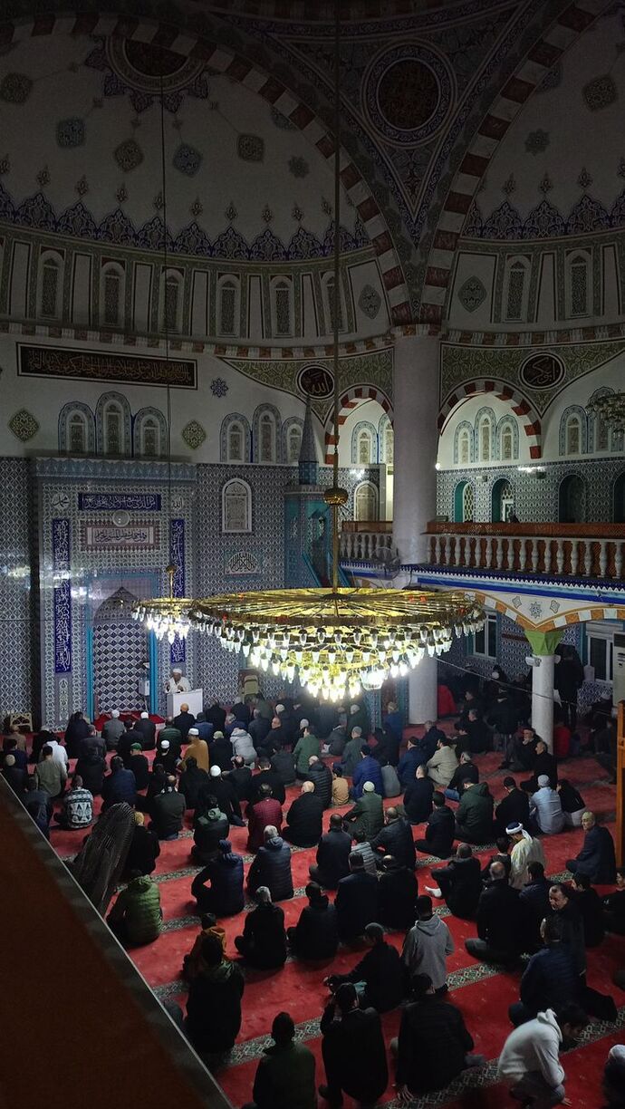 Teravih namazı kılıyor musunuz, kılmayı bırakanlar yeniden başlamak için ne yapıyor?