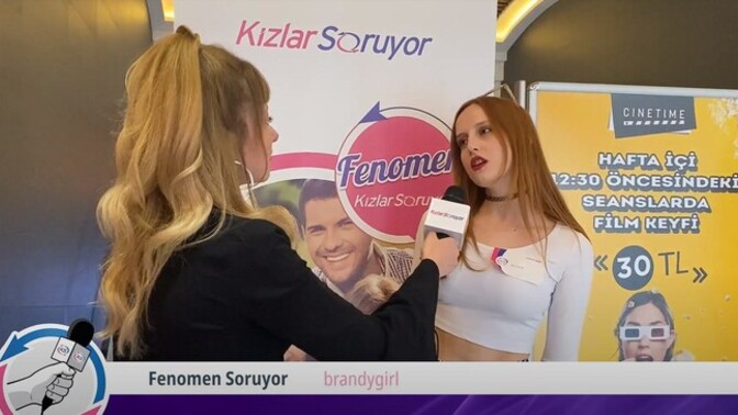 Neden, "burada boş insanlar fenomen oluyor" lafı söyleniyor?