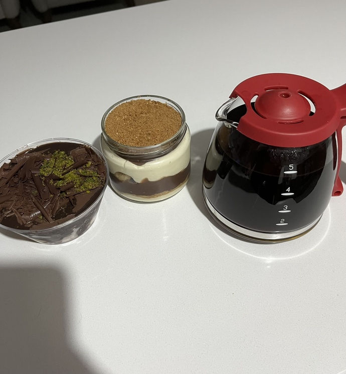 Gece gece bana eşlik etmek isteyen var mı?