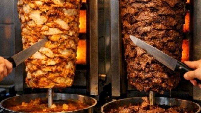 Tavuk Döner mi Et Döner mi seversin en çok?