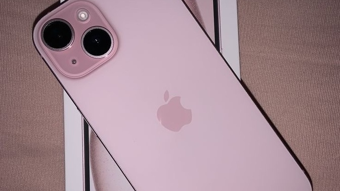 Telefon alırken üst model olmasına dikkat eder misiniz?