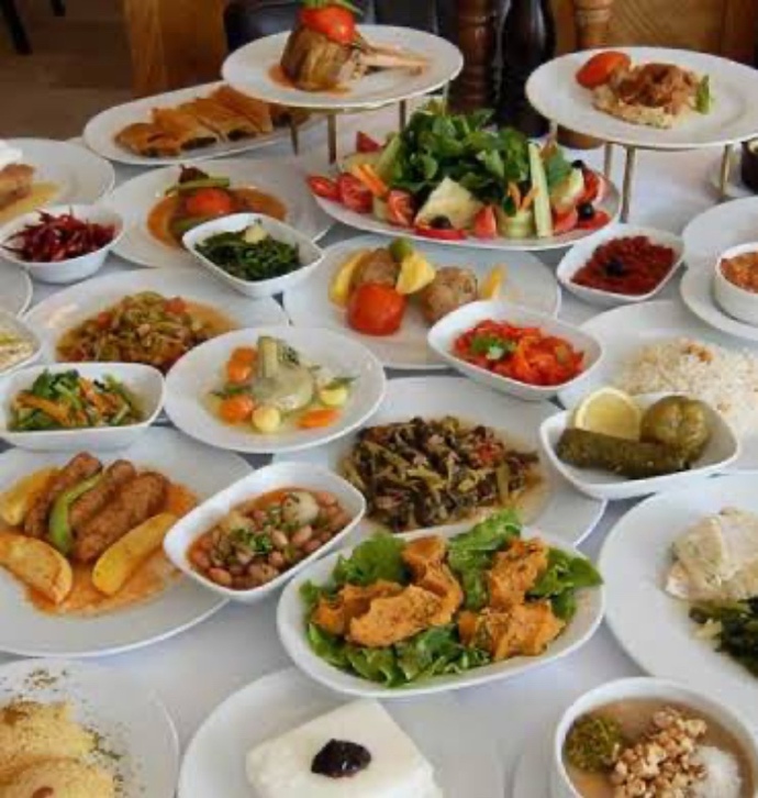 Sizi iftara davet eder miydim söyleyim mi ula?