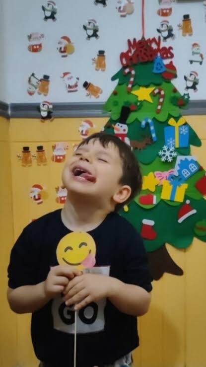 Sevgilinizin attığı emoji, ondan soğumanız için yeterli olur mu?