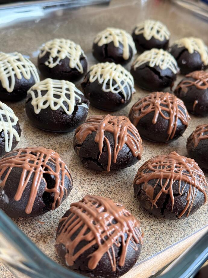 Islak brownie kurabiye sever misiniz?