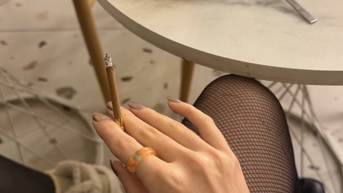 Sigara 🚬 içer misiniz?