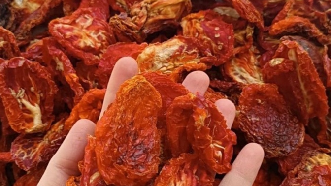 Kuru domates sevenler burada mı, en çok hangi markayı veya tarifi seviyorsunuz?