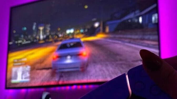 GTA online da 3 malikaneyi almak için uğraşıyorum siz hangi oyunlarda vaktinizi harcıyorsunuz?