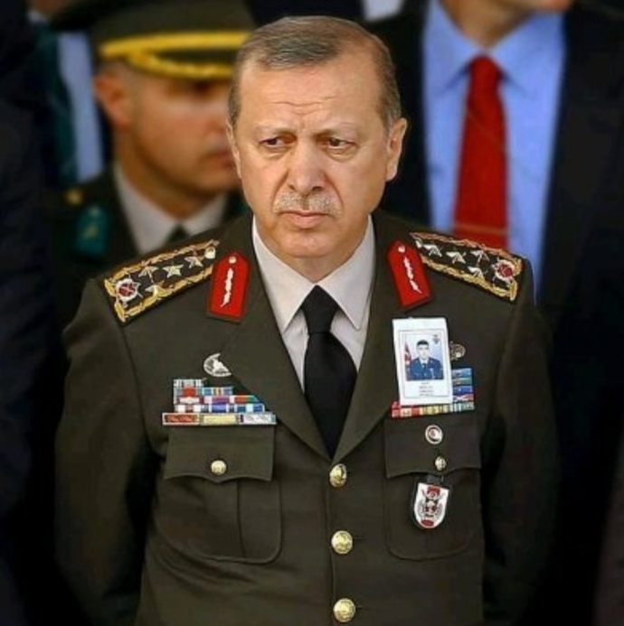 Cumhuriyet tarihinin en iyi cumhurbaşkanı sizce kim?