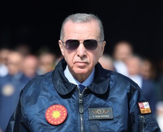 Cumhuriyet tarihinin en iyi cumhurbaşkanı sizce kim?