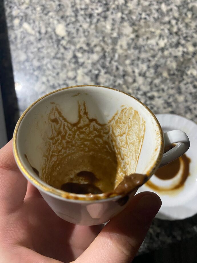 AAbi su fala dogru düzgün bakacak biri cikar mi ya?